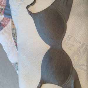 Lively NWT no underwire grey 36D bra